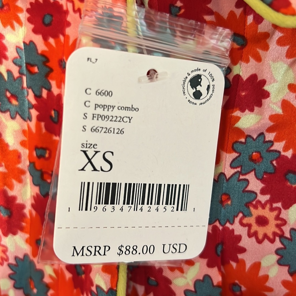 NWT Size XS Free People Pillow Talk pajama short set in the color poppy combo - Picture 4 of 8